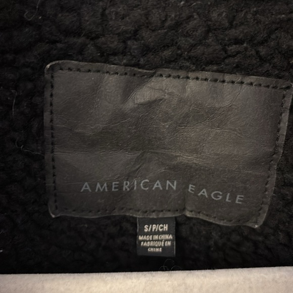 American Eagle Relaxed Fit Sherpa Lined Trucker Denim Jacket size Small - Picture 6 of 7